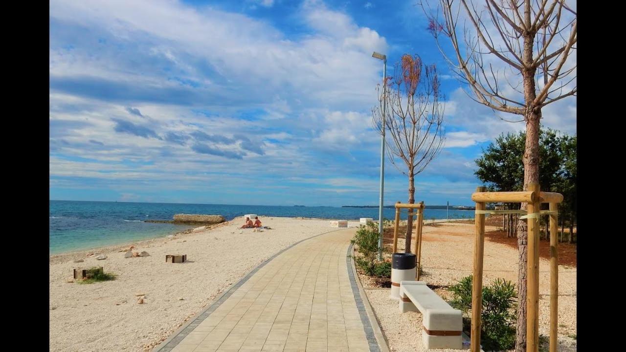 פרוי Vila Bicikleta Istra מראה חיצוני תמונה