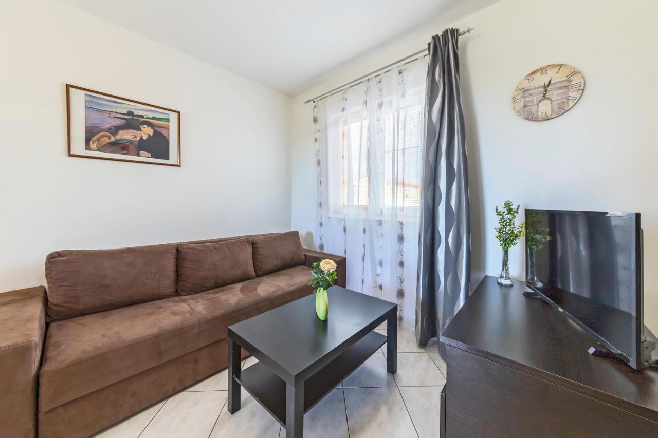 פרוי Vila Bicikleta Istra מראה חיצוני תמונה